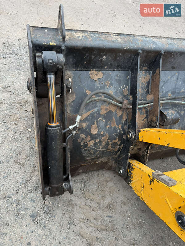 Экскаватор погрузчик JCB 3CX 2011 в Кривом Роге фото 4 Экскаватор погрузчик JCB 3CX 2011 в Кривом Роге