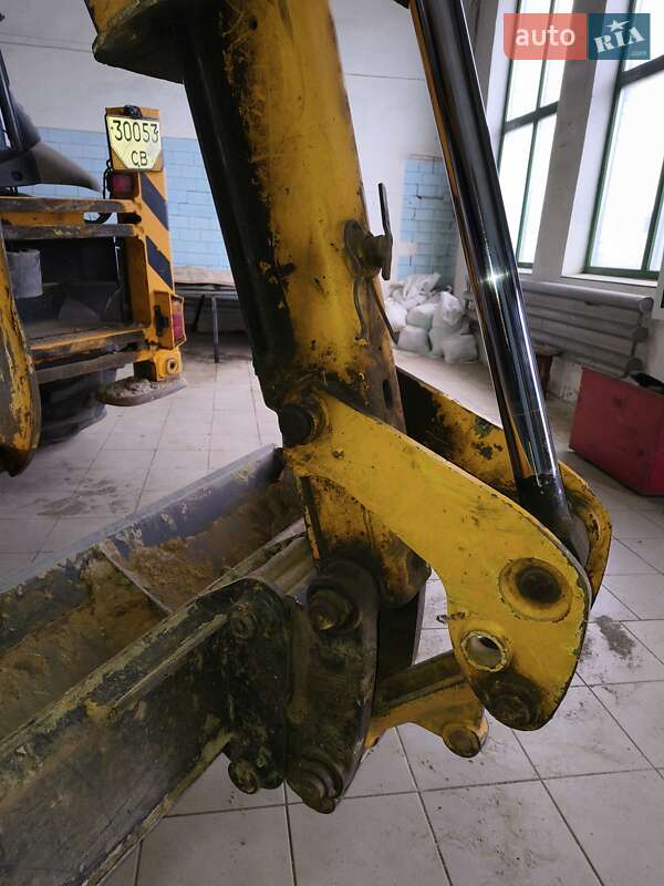 Экскаватор погрузчик JCB 3CX 2013 в Чернигове