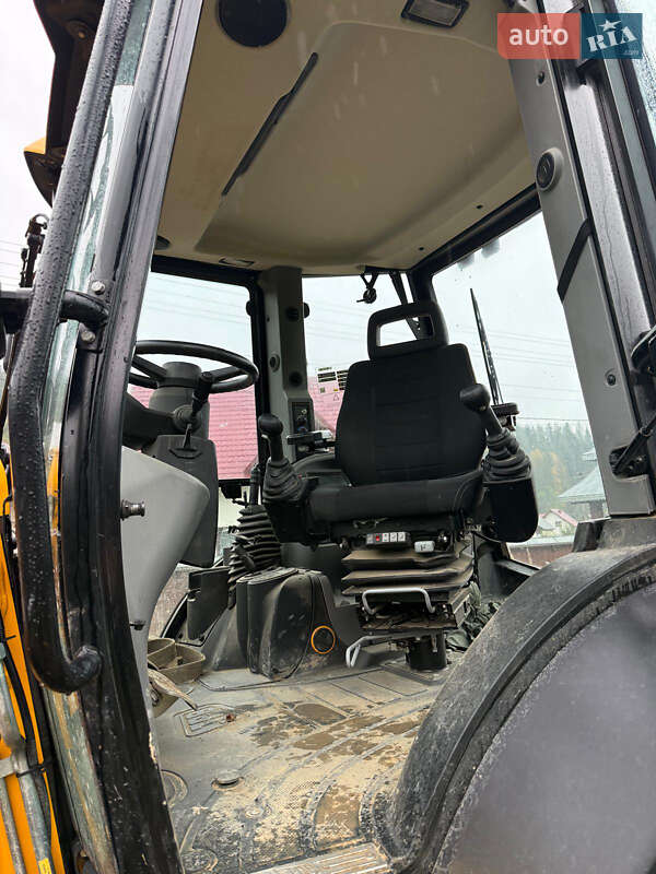 Екскаватор навантажувач JCB 3CX 2024 в Чернівцях фото 6 Екскаватор навантажувач JCB 3CX 2024 в Чернівцях