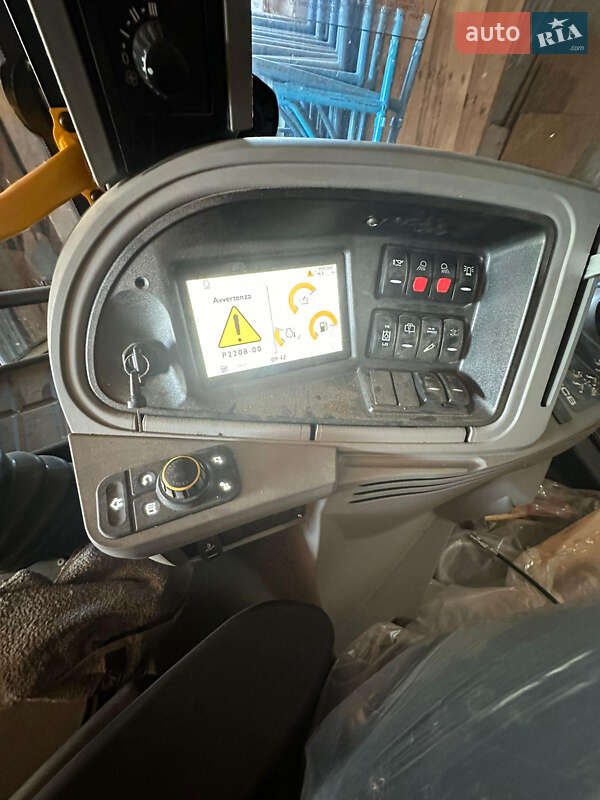 Екскаватор навантажувач JCB 3CX 2022 в Чернівцях фото 5 Екскаватор навантажувач JCB 3CX 2022 в Чернівцях