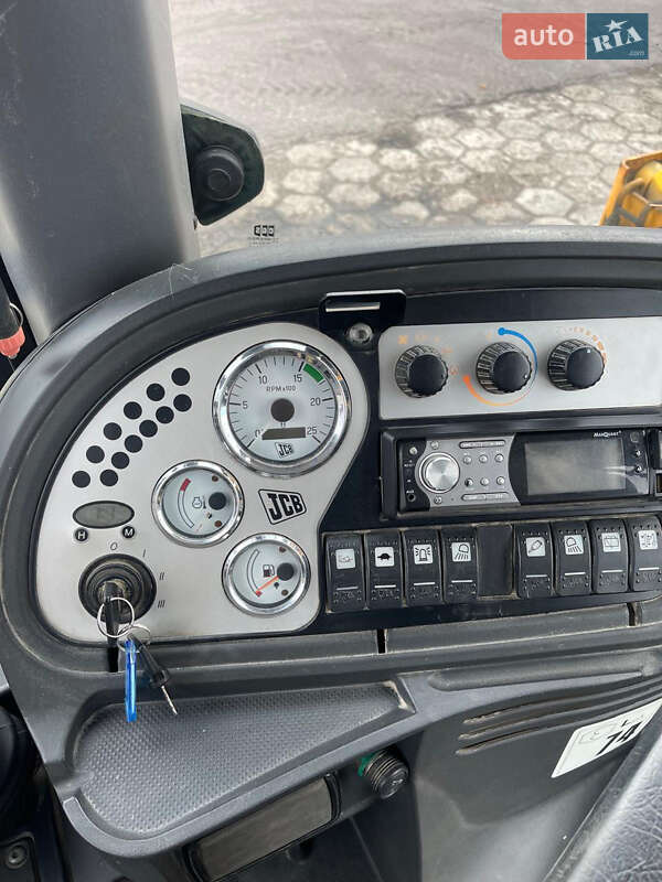 Экскаватор погрузчик JCB 3CX 2005 в Львове фото 18 Экскаватор погрузчик JCB 3CX 2005 в Львове