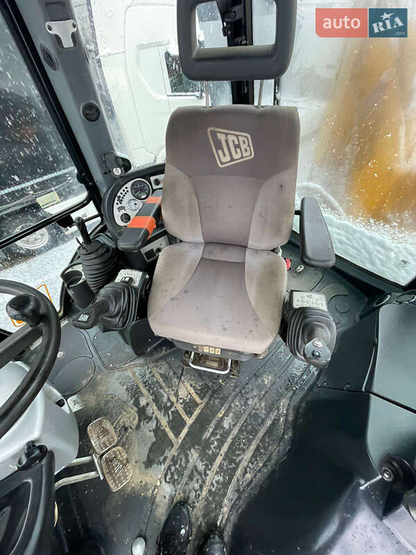 Экскаватор погрузчик JCB 3CX 2007 в Львове