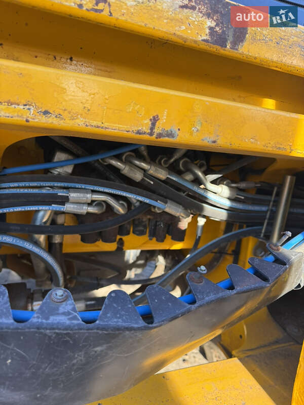 Екскаватор навантажувач JCB 3CX 2018 в Одесі фото 6 Екскаватор навантажувач JCB 3CX 2018 в Одесі