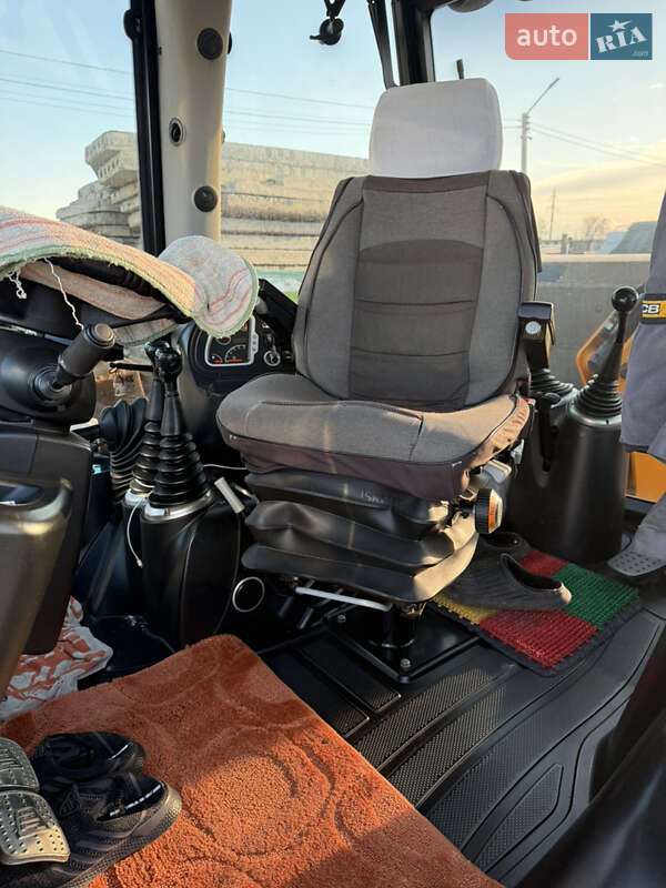 Екскаватор навантажувач JCB 3CX 2018 в Одесі фото 10 Екскаватор навантажувач JCB 3CX 2018 в Одесі