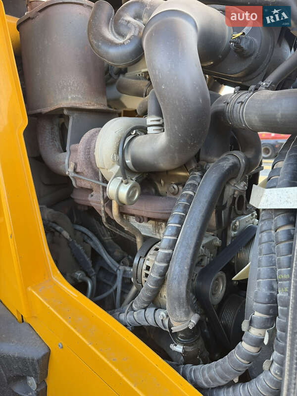 Екскаватор навантажувач JCB 3CX 2018 в Одесі фото 12 Екскаватор навантажувач JCB 3CX 2018 в Одесі