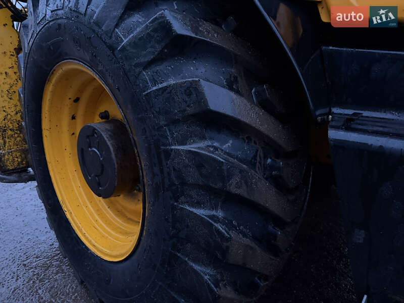 Экскаватор погрузчик JCB 3CX 2007 в Одессе