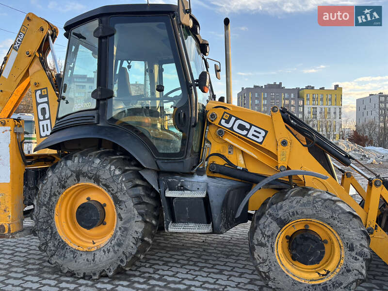 Экскаватор погрузчик JCB 3CX 2011 в Львове
