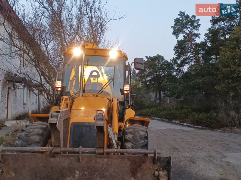 Экскаватор погрузчик JCB 3CX 2003 в Малине