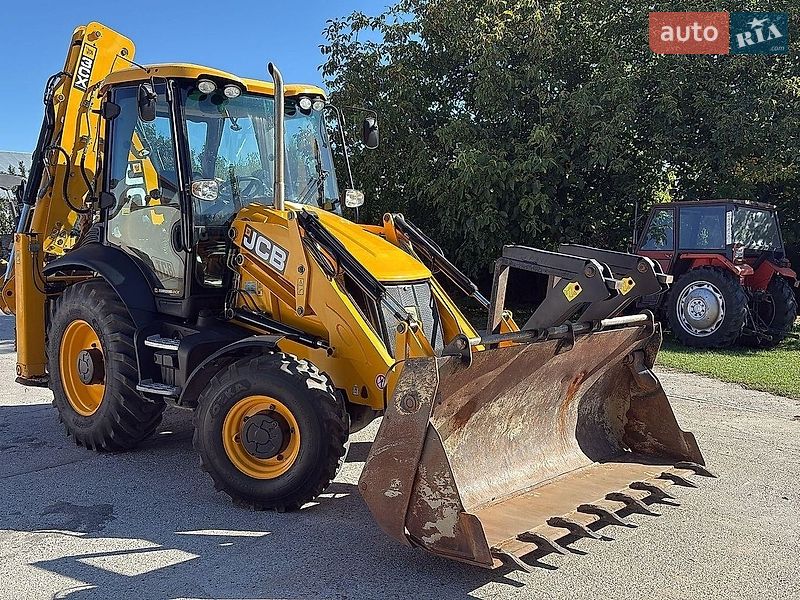 JCB 3CX 2015