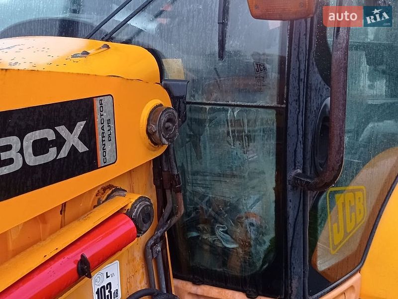 Экскаватор погрузчик JCB 3CX 2004 в Львове