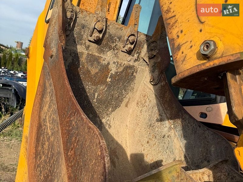 Экскаватор погрузчик JCB 3CX 2004 в Львове