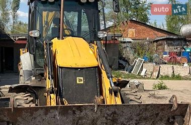 Экскаватор погрузчик JCB 3CX 2010 в Краснокутске