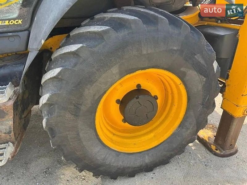 Экскаватор погрузчик JCB 3CX 2012 в Киеве