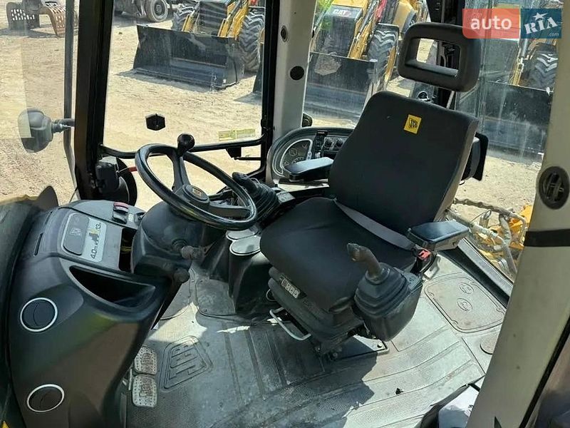Экскаватор погрузчик JCB 3CX 2012 в Киеве