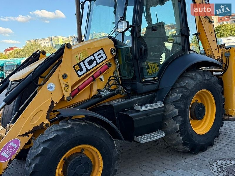 JCB 3CX 2012
