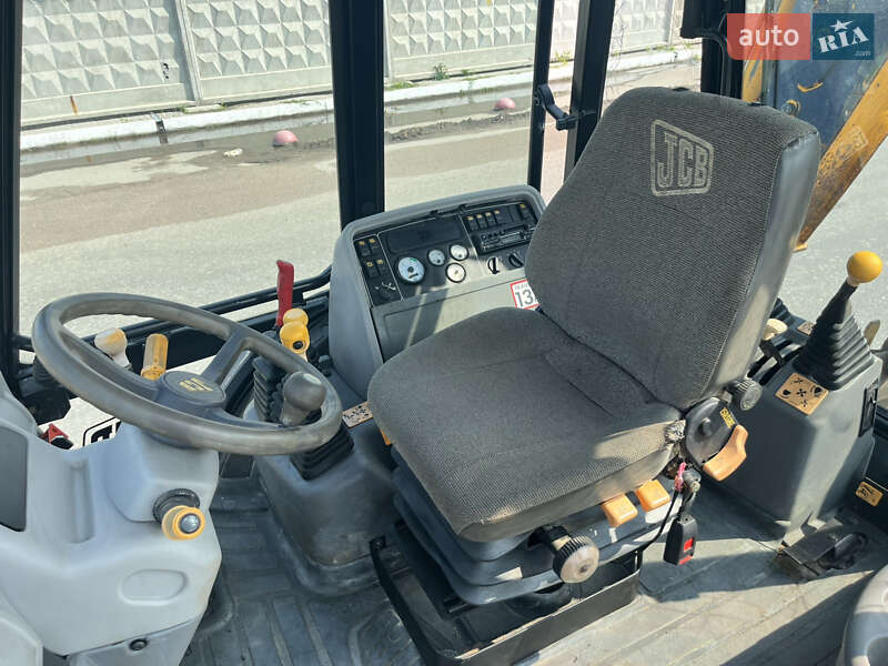 Экскаватор погрузчик JCB 3CXSM 2001 в Киеве