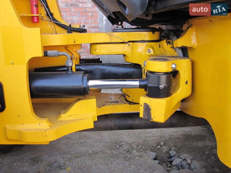 Фронтальні навантажувачі JCB 406 2011 в Вінниці фото 8 Фронтальні навантажувачі JCB 406 2011 в Вінниці