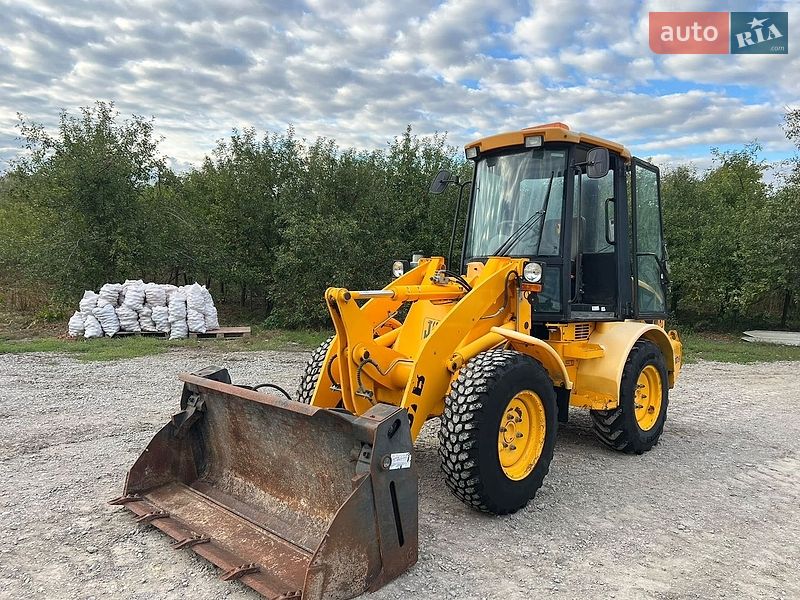 Фронтальный погрузчик JCB 407 2002 в Недобоевцах фото 12 Фронтальный погрузчик JCB 407 2002 в Недобоевцах
