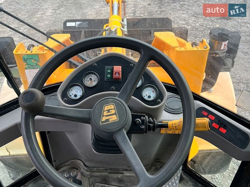 Фронтальный погрузчик JCB 407 2002 в Недобоевцах фото 17 Фронтальный погрузчик JCB 407 2002 в Недобоевцах