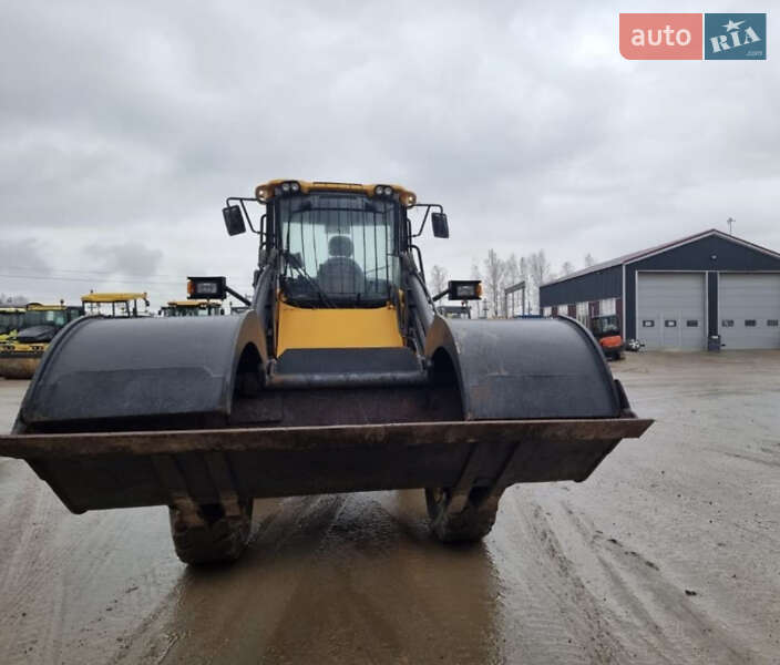 Фронтальный погрузчик JCB 411 2015 в Одессе фото 8 Фронтальный погрузчик JCB 411 2015 в Одессе
