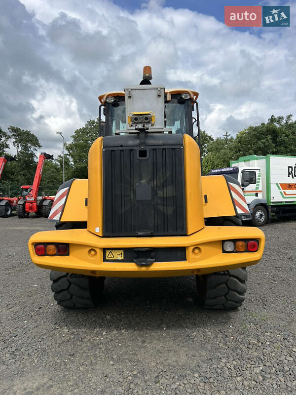 Фронтальный погрузчик JCB 436 2010 в Луцке