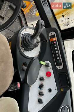 Фронтальный погрузчик JCB 456 2007 в 