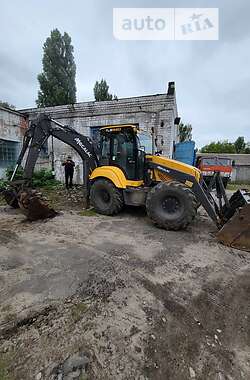 JCB 4CX 2019