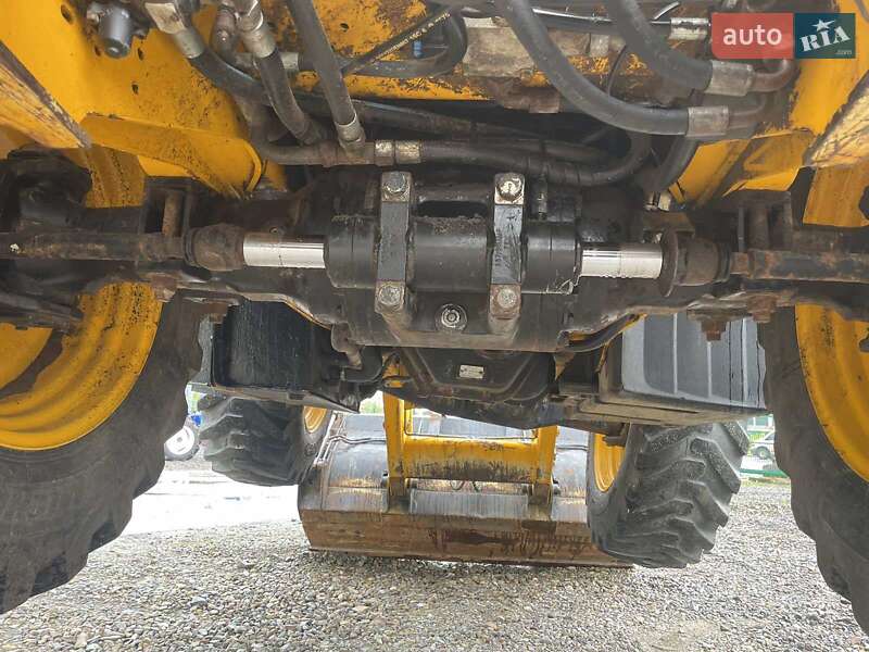 Екскаватор навантажувач JCB 4CX 2011 в Львові