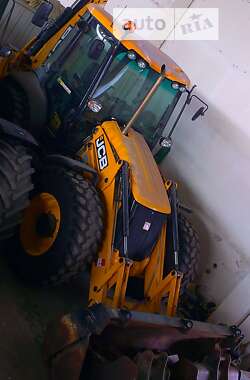 JCB 4CX 2012