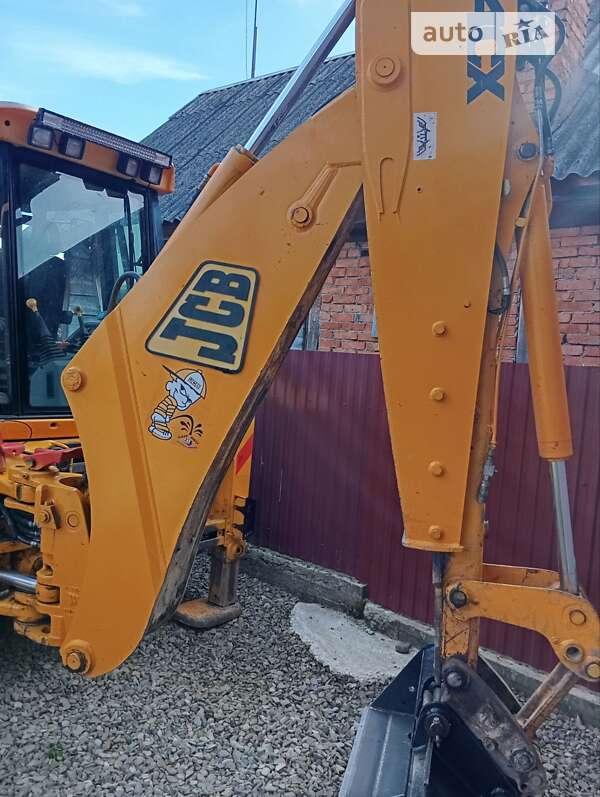 Экскаватор погрузчик JCB 4CX 2001 в Тячеве фото 15 Экскаватор погрузчик JCB 4CX 2001 в Тячеве