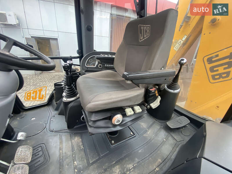 Экскаватор погрузчик JCB 4CX 2010 в Запорожье