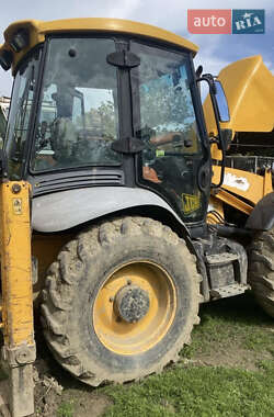 Экскаватор погрузчик JCB 4CX 2010 в 