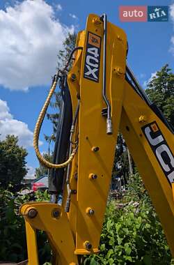 Экскаватор погрузчик JCB 4CX 2013 в 