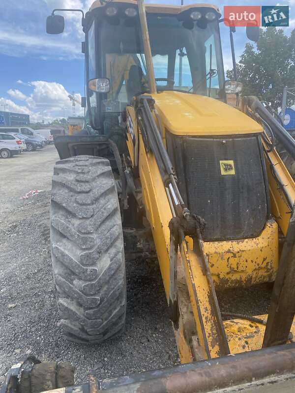Екскаватор навантажувач JCB 4CX 2011 в Ужгороді