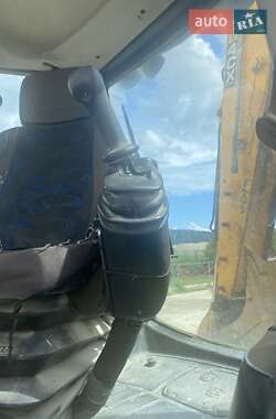 Экскаватор погрузчик JCB 4CX 2011 в 