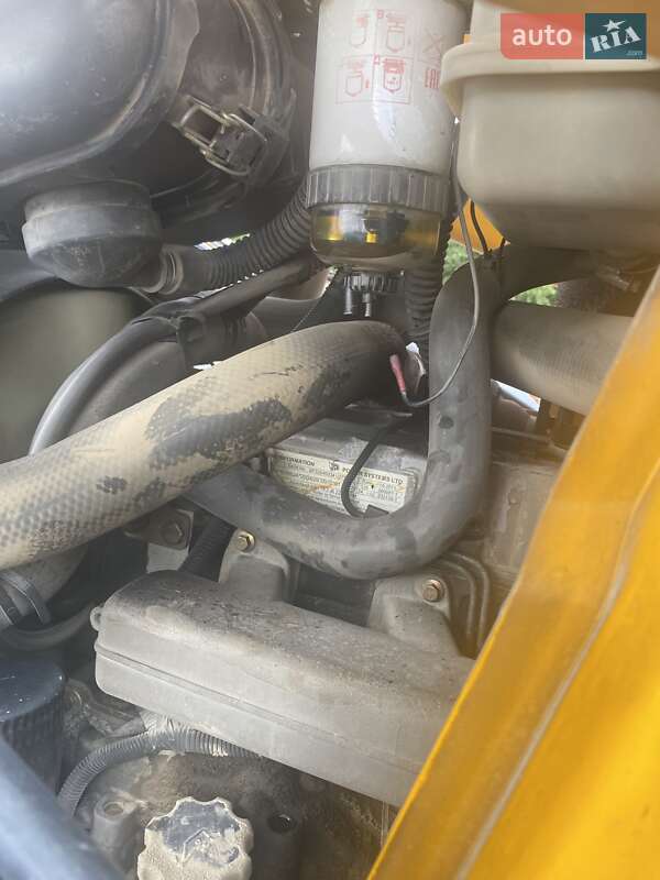 Екскаватор навантажувач JCB 4CX 2011 в Ужгороді