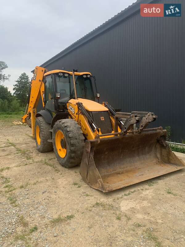 JCB 4CX 2011