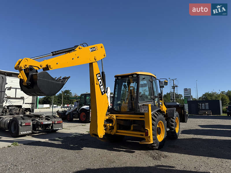 Экскаватор погрузчик JCB 4CX 2010 в Киеве