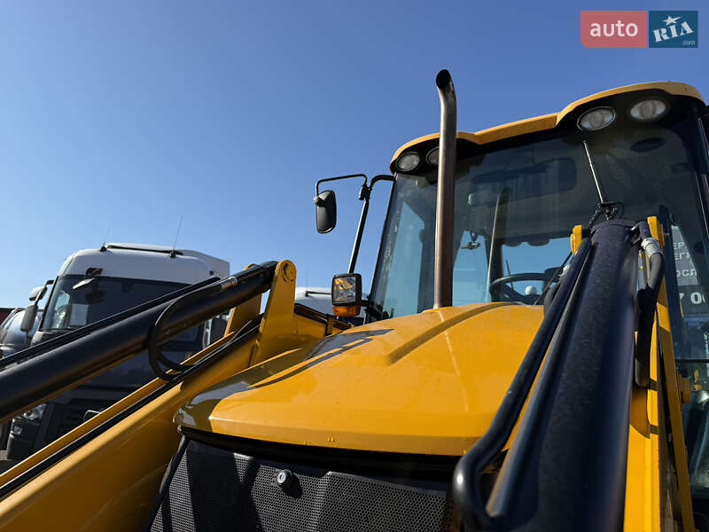 Экскаватор погрузчик JCB 4CX 2010 в Киеве