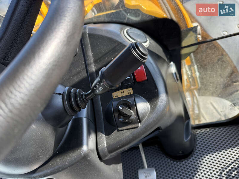 Экскаватор погрузчик JCB 4CX 2010 в Киеве
