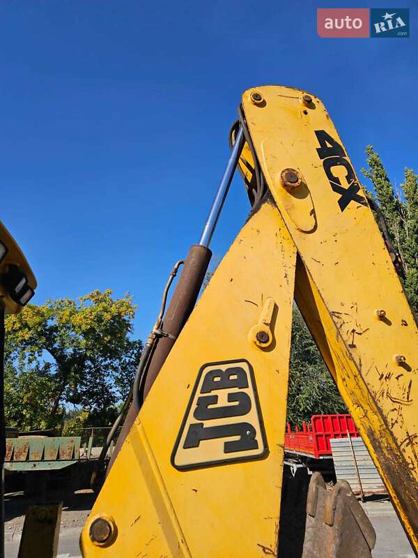 Екскаватор навантажувач JCB 4CX 1999 в Кривому Розі