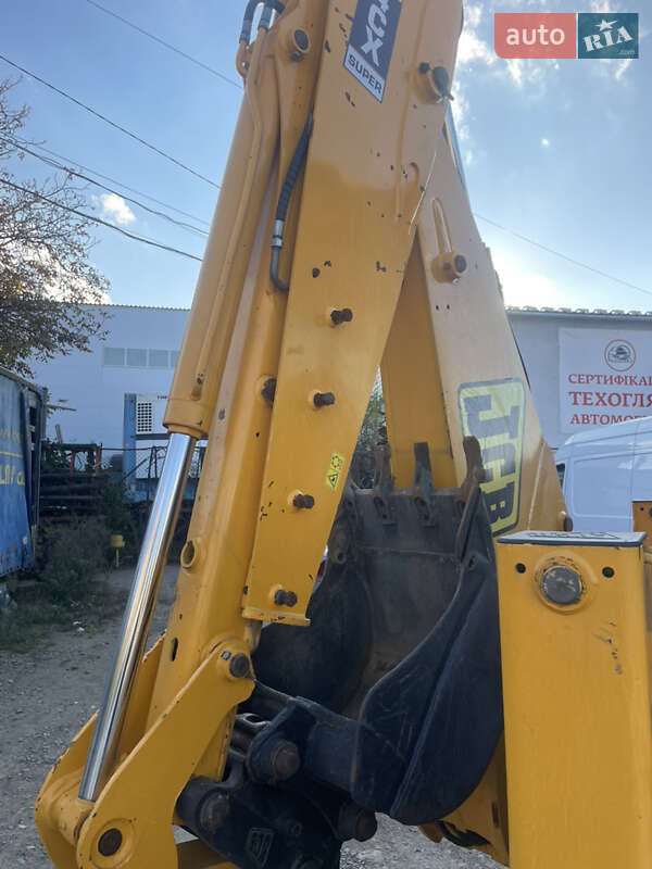 Екскаватор навантажувач JCB 4CX 2003 в Чернівцях