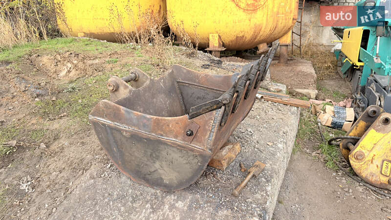 Экскаватор погрузчик JCB 4CX 2013 в Николаеве