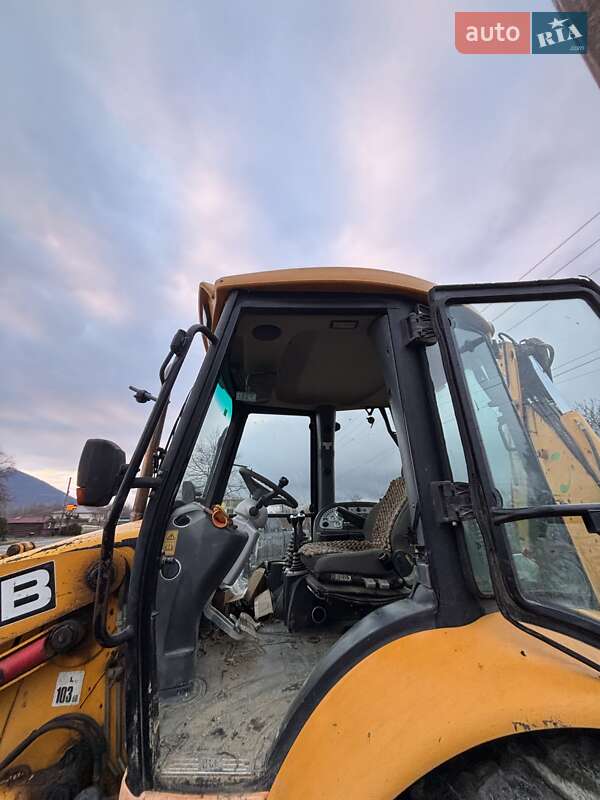 Экскаватор погрузчик JCB 4CX 2006 в Тячеве