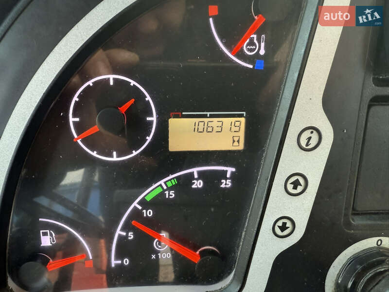 Экскаватор погрузчик JCB 4CX 2016 в Киеве