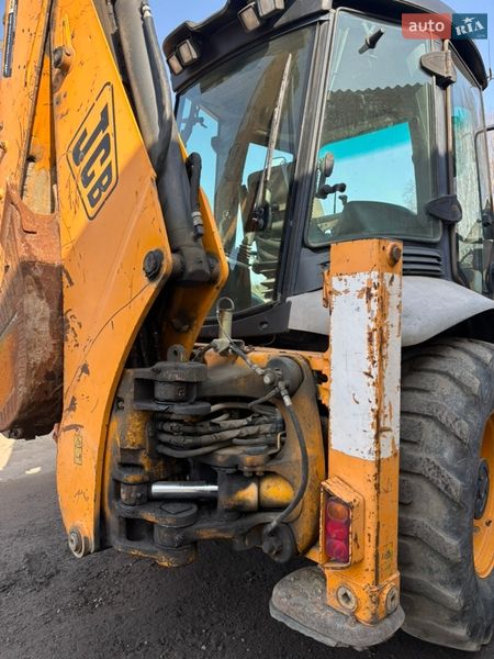 Экскаватор погрузчик JCB 4CX 2010 в Львове