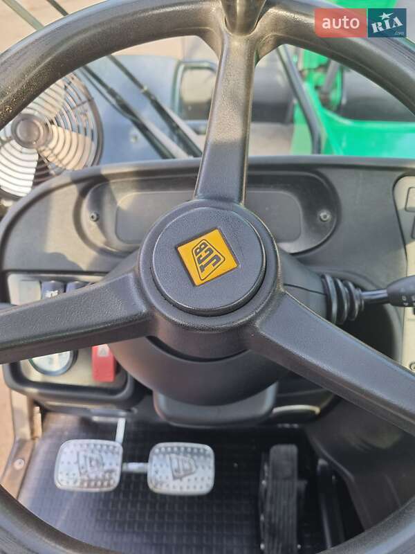 Телескопический погрузчик JCB 516-40 2015 в Ровно