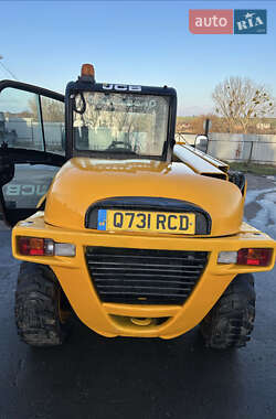 Телескопический погрузчик JCB 520 2011 в 