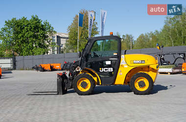 Подъемник телескопический JCB 520 2017 в 