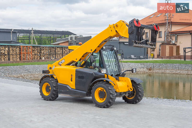 Підйомник телескопічний JCB 525-60 Hi-Viz 2018 в Житомирі
